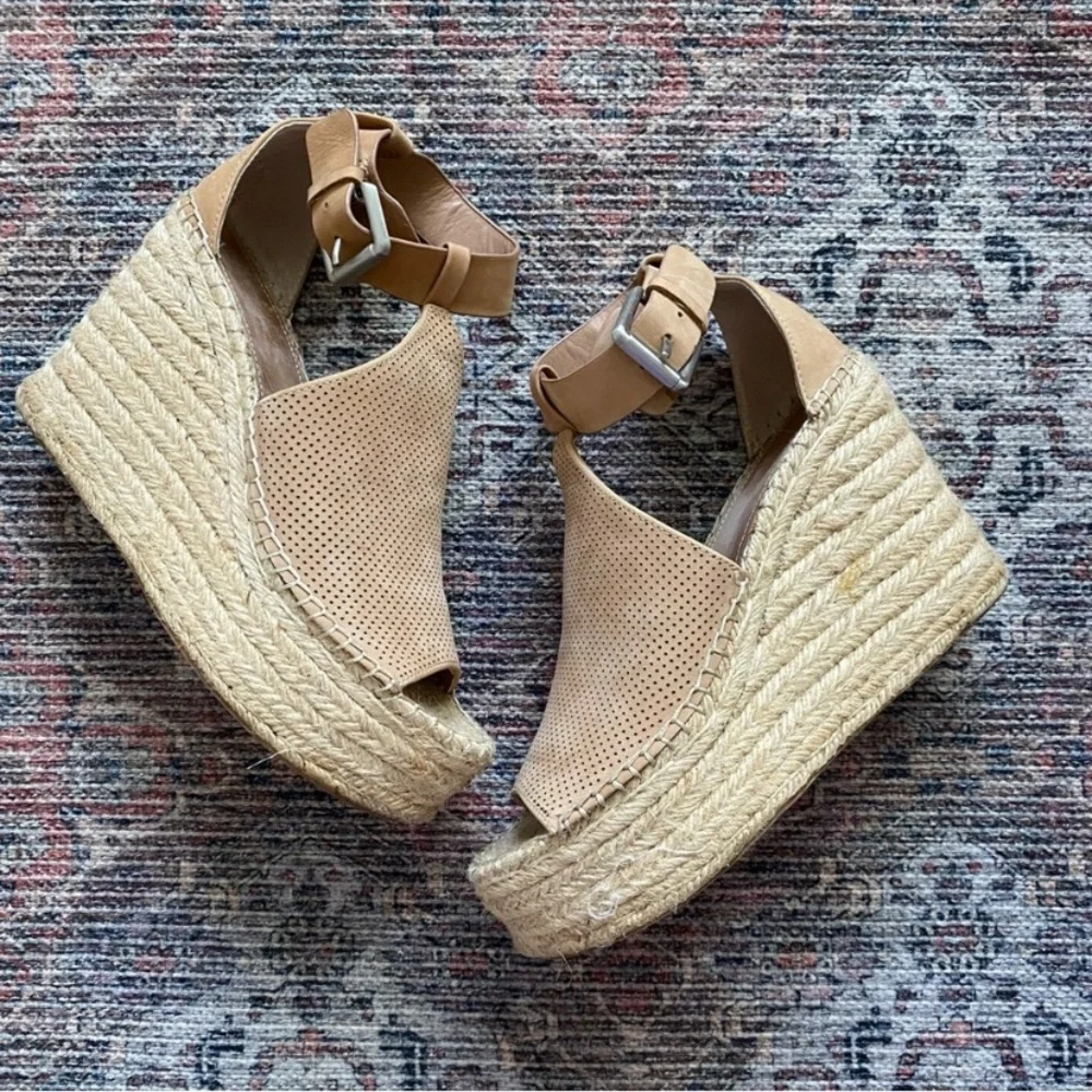 Marc Fisher‎ ‘Annie’ Espadrilles